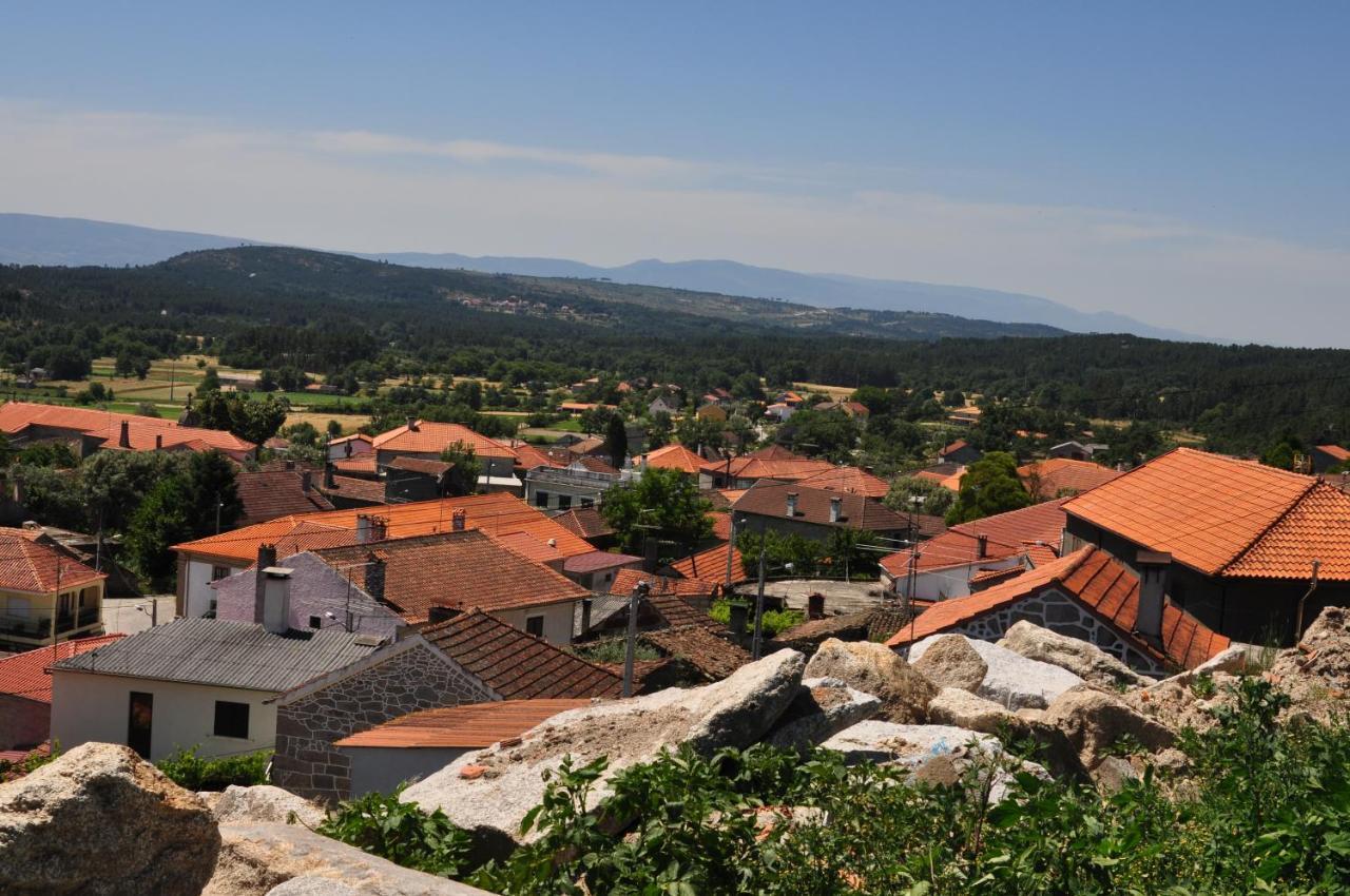Villa Pinheirinhos - Quinta De Sao Caetano à Carapito Extérieur photo